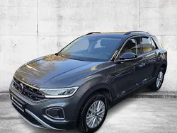 Grau Gebraucht 2024 VW T-Roc Life SUV | 26.890 € (Superpreis)