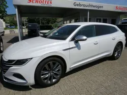 Oryxweiß perlmutteffekt Gebraucht 2024 VW Arteon Elegance Kombi | 36.880 € (Fairer Preis)