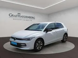 Weiß Gebraucht 2024 VW Golf VIII Goal Limousine | 25.990 € (Guter Preis)