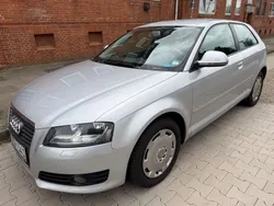 Silber Gebraucht 2009 Audi A3 Attraction Limousine | 2.999 € (Superpreis)