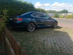Blau Gebraucht 2016 Skoda Superb Ambition Limousine | 21.499 € (Etwas zu teuer)