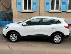 Weiß Gebraucht 2016 Renault Kadjar Life SUV | 10.200 € (Fairer Preis)