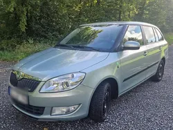 Grün Gebraucht 2012 Skoda Fabia GreenLine Kombi | 2.600 € (Fairer Preis)