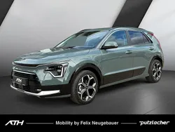 Grün Neu 2025 Kia Niro Spirit SUV | 32.900 € (Guter Preis)