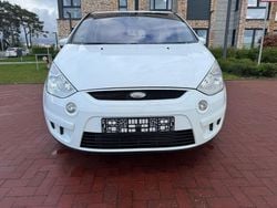 Weiß Gebraucht 2009 Ford S-MAX Titanium Van / Kleinbus | 1.550 € (Guter Preis)