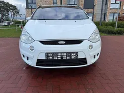 Weiß Gebraucht 2009 Ford S-MAX Titanium Van / Kleinbus | 1.999 € (Fairer Preis)