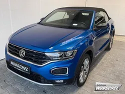 Blau Gebraucht 2021 VW T-Roc Cabriolet Active Cabrio | 25.985 € (Fairer Preis)