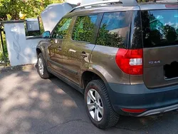 Braun Gebraucht 2012 Skoda Yeti SUV | 5.299 € (Guter Preis)
