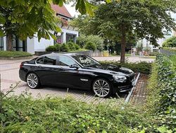 Schwarz Gebraucht 2012 BMW 730 Limousine | 17.000 € (Teuer)