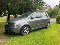 Grau Gebraucht 2007 VW Golf Plus Comfortline Van / Kleinbus | 2.499 € (Guter Preis)