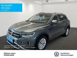 Grau Gebraucht 2024 VW T-Roc Life SUV | 22.450 € (Guter Preis)