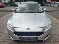Silber Gebraucht 2017 Ford Focus Cool & Connect Kombi | 6.290 € (Superpreis)