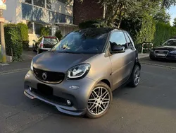 Grau Gebraucht 2017 Smart ForTwo Cabrio Brabus Xclusive Cabrio | 22.900 € (Fairer Preis)