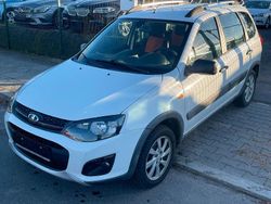 Weiß Gebraucht 2016 Lada Kalina Kleinwagen | 2.999 € (Fairer Preis)