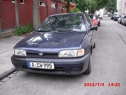 Blau Gebraucht 1992 Nissan Sunny Kleinwagen | 400 €