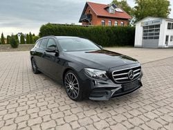 Schwarz Gebraucht 2019 Mercedes E400 AMG line Kombi | 22.200 € (Fairer Preis)