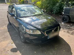 Schwarz Gebraucht 2009 Volvo V50 Kombi | 3.500 € (Etwas zu teuer)