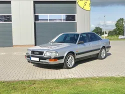 Audi V8