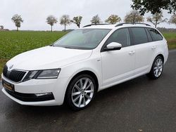 Weiß Gebraucht 2020 Skoda Octavia Soleil Kombi | 17.900 € (Guter Preis)