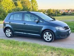 Grün Gebraucht 2009 VW Golf Plus Highline Van / Kleinbus | 5.800 € (Fairer Preis)