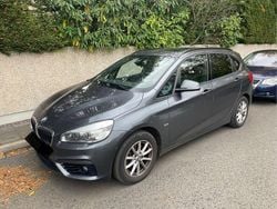 Schwarz Gebraucht 2018 BMW 218 Active Tourer Sport Line Van / Kleinbus | 14.800 € (Etwas zu teuer)