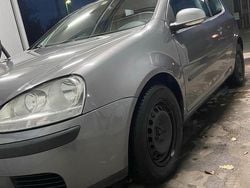 Grau Gebraucht 2005 VW Golf Coupé | 1.700 € (Guter Preis)