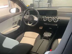 Blau Gebraucht 2020 Mercedes A200 AMG line Limousine | 25.000 € (Guter Preis)