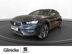 Grau (magnetic grau metallic) Neu 2025 Seat Leon Beats Limousine | 32.499 € (Fairer Preis)