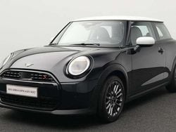 Schwarz Gebraucht 2024 Mini Cooper S Classic Kleinwagen | 25.660 € (Guter Preis)