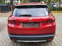 Rot Gebraucht 2017 Peugeot 2008 Allure SUV | 10.500 € (Guter Preis)