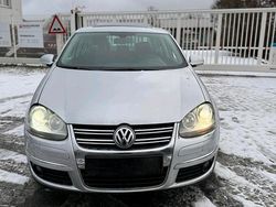 Silber Gebraucht 2011 VW Jetta Limousine | 5.300 € (Guter Preis)