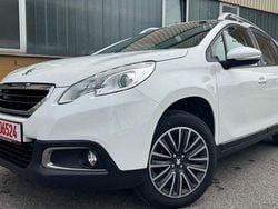 Weiß Gebraucht 2017 Peugeot 2008 SUV | 8.500 € (Guter Preis)