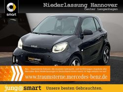 Schwarz Gebraucht 2023 Smart ForTwo Electric Drive Passion Coupé | 15.290 € (Fairer Preis)