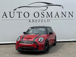 Chili red Gebraucht 2023 Mini Cooper SE Classic Kleinwagen | 19.950 € (Guter Preis)