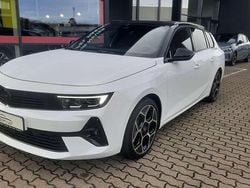 Lack weiss banquise/typ aussen Gebraucht 2024 Opel Astra Ultimate Kombi | 27.880 € (Fairer Preis)