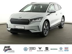 Weiß Gebraucht 2024 Skoda Enyaq iV Clever SUV | 32.376 € (Fairer Preis)