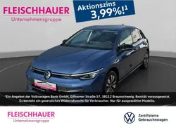 Blau Gebraucht 2024 VW Golf VIII Goal Limousine | 28.990 €