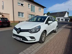 Weiß Gebraucht 2018 Renault Clio GrandTour Kombi | 8.800 € (Guter Preis)