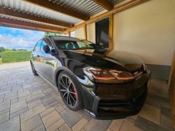 Schwarz Gebraucht 2017 VW Golf VII GTI Limousine | 16.900 € (Fairer Preis)