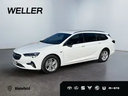 Jade weiss/arktis weiss Gebraucht 2021 Opel Insignia Elegance Kombi | 20.680 € (Fairer Preis)