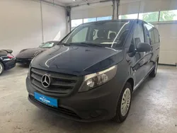 Stahlblau Gebraucht 2022 Mercedes Vito Van / Kleinbus | 28.980 € (Teuer)