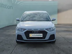 Weiß Gebraucht 2020 Audi A1 Sportback Advanced Kleinwagen | 20.050 € (Guter Preis)