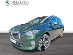 Sanremo green Gebraucht 2025 BMW 230e Active Tourer Performance Van / Kleinbus | 33.000 € (Superpreis)