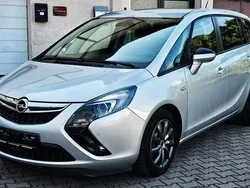 Silber Gebraucht 2016 Opel Zafira Tourer Van / Kleinbus | 9.200 € (Guter Preis)
