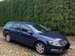 Blau Gebraucht 2011 VW Passat Kombi | 5.499 € (Etwas zu teuer)