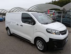 Jade weiss/arktis weiss Gebraucht 2020 Opel Vivaro Van | 16.422 € (Superpreis)