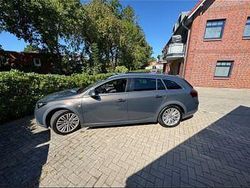 Grau Gebraucht 2015 Opel Insignia Country Tourer Eco Kombi | 9.000 € (Guter Preis)