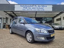 Grau Gebraucht 2010 Skoda Roomster Plus Edition Kombi | 2.999 €