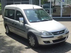 Starsilber/silver iii Gebraucht 2008 Opel Combo Edition Van / Kleinbus | 1.250 € (Guter Preis)