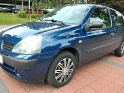 Blau Gebraucht 2005 Renault Clio II Campus Limousine | 2.900 € (Etwas zu teuer)